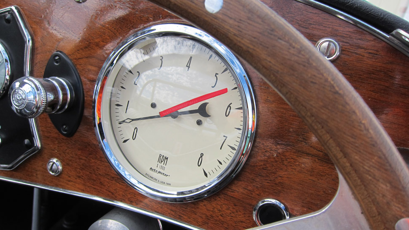 Illustration for article titled Hardcore Dashboard Porn From The Monterey Historics And Pebble Beach